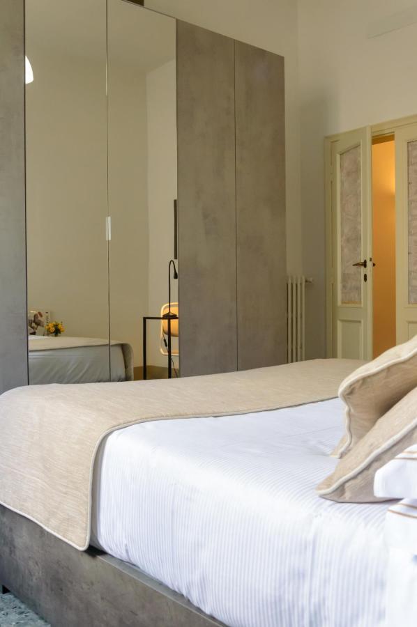 Homelink Firenze - Charlotte Pensión